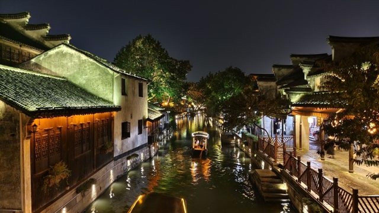 抖音青春校园回忆视频素材哪里有？推荐几个抖音视频素材下载网站
